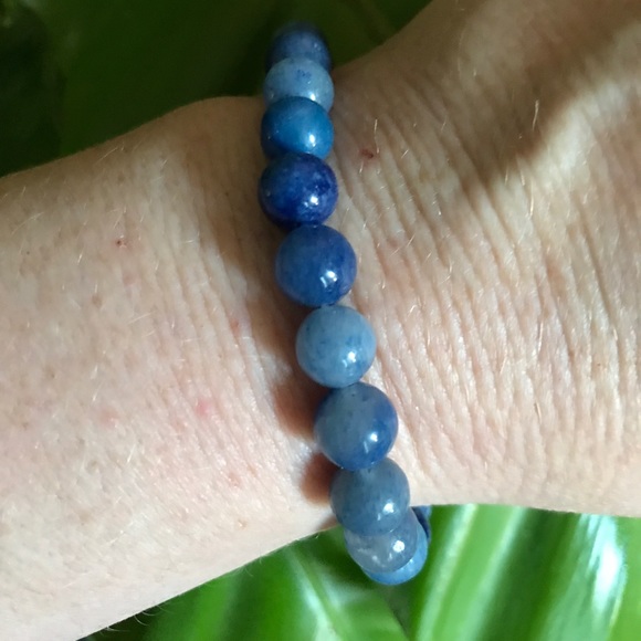 Genuine Tanzanite 8 mm gemstone bracelet - Picture 7 of 7